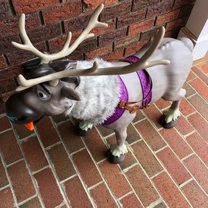 Sven reindeer in Frozen, like new excellent cond